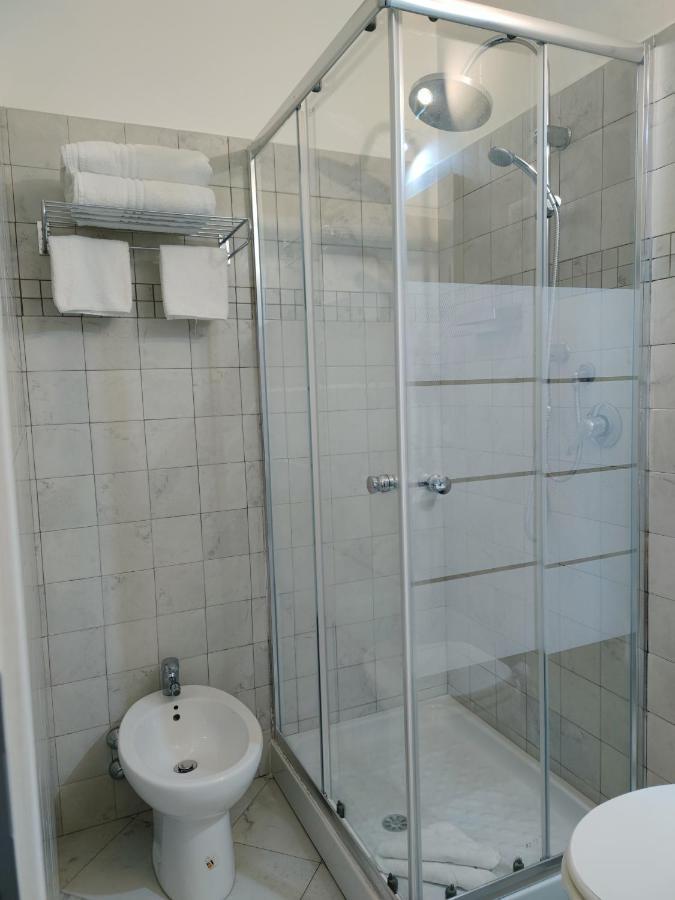 Bosuites Rome Bagian luar foto